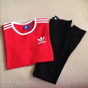 Women's size Med Adidas satin back t-shirt